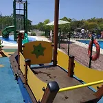Camping Au Coeur De - Compact Et Pratique - Api-1-52-1836