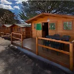 Au Coeur De - Compact Et Pratique - Api-1-52-1836 Camping