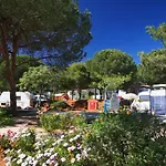 Camping Au Coeur De - Compact Et Pratique - Api-1-52-1836 Marbella