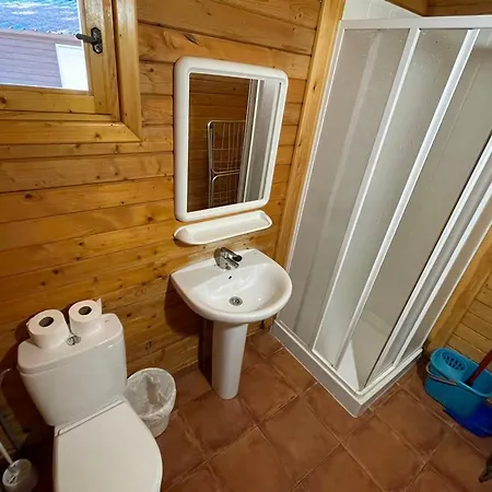 Au Coeur De - Compact Et Pratique - Api-1-52-1836 Camping
