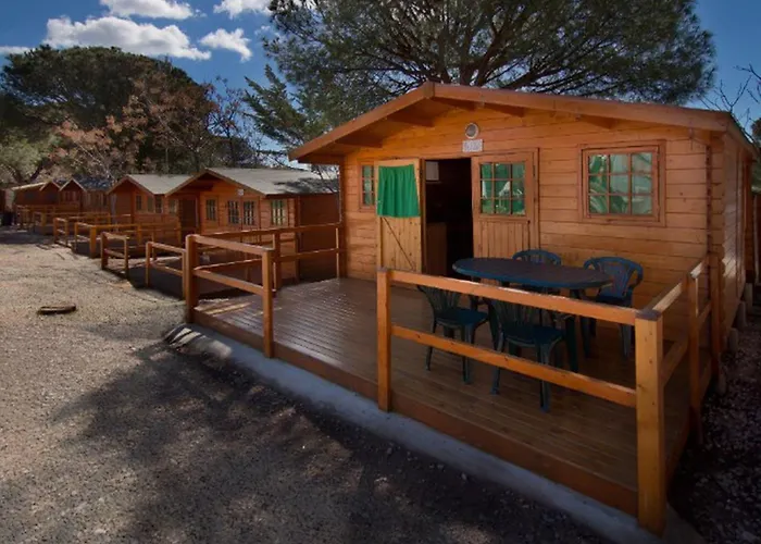 Au Coeur De - Compact Et Pratique - Api-1-52-1836 Camping